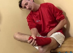 Jasper James wanks off his big dick give the changing room