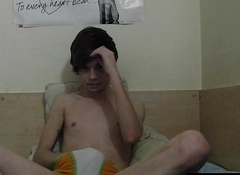 English twink house-servant jerk off his cock on cam